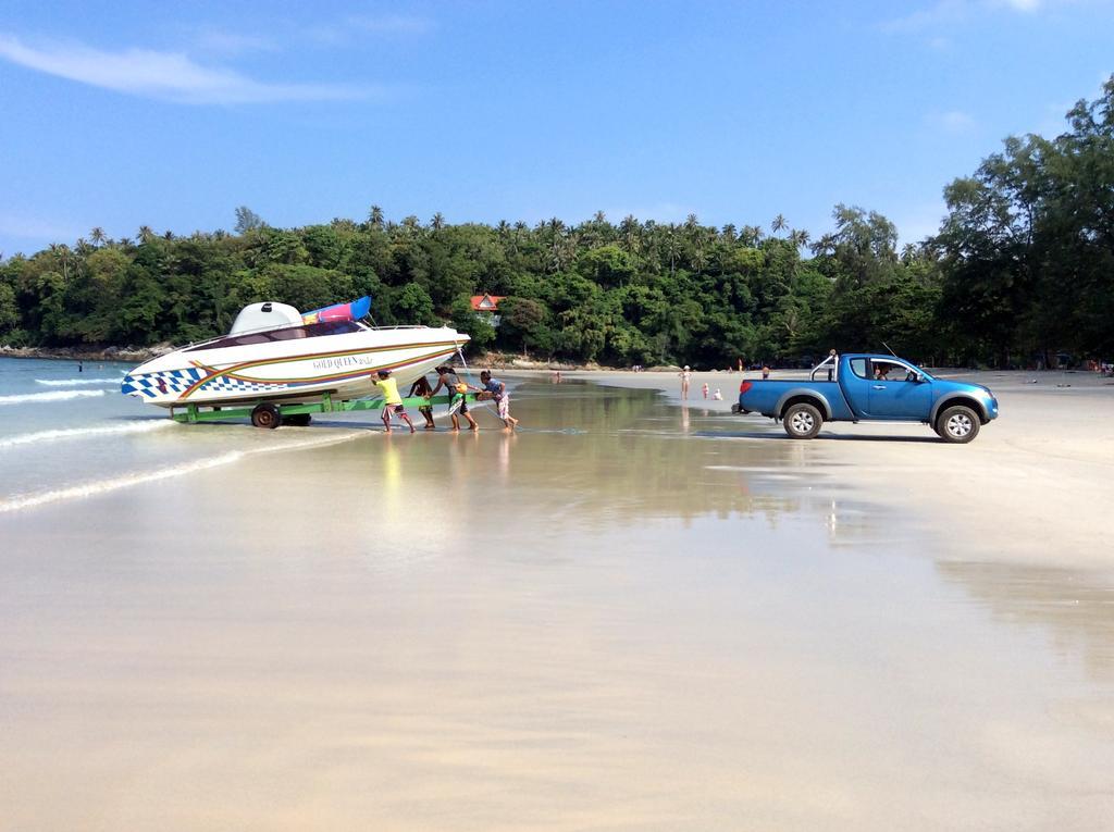 Apartments In The Title Beach Rawai Экстерьер фото